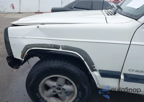 1999 Jeep Cherokee Classic/Sport z USA, uszkodzony, nr VIN 1J4FT68S3XL533585